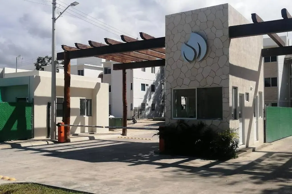 Departamento Bonito Y Comodo Con Alberca Planta Baja Puerto Morelos 0*,